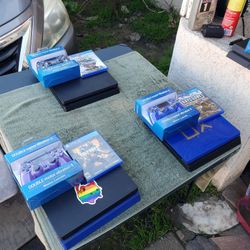 2018 Playstation 4 PS4 Slim 1000GB 1TB. Has Games installed. 1 Extra Game in Disc. 1 Control Sealed. $175! Each. Extra is Extra.