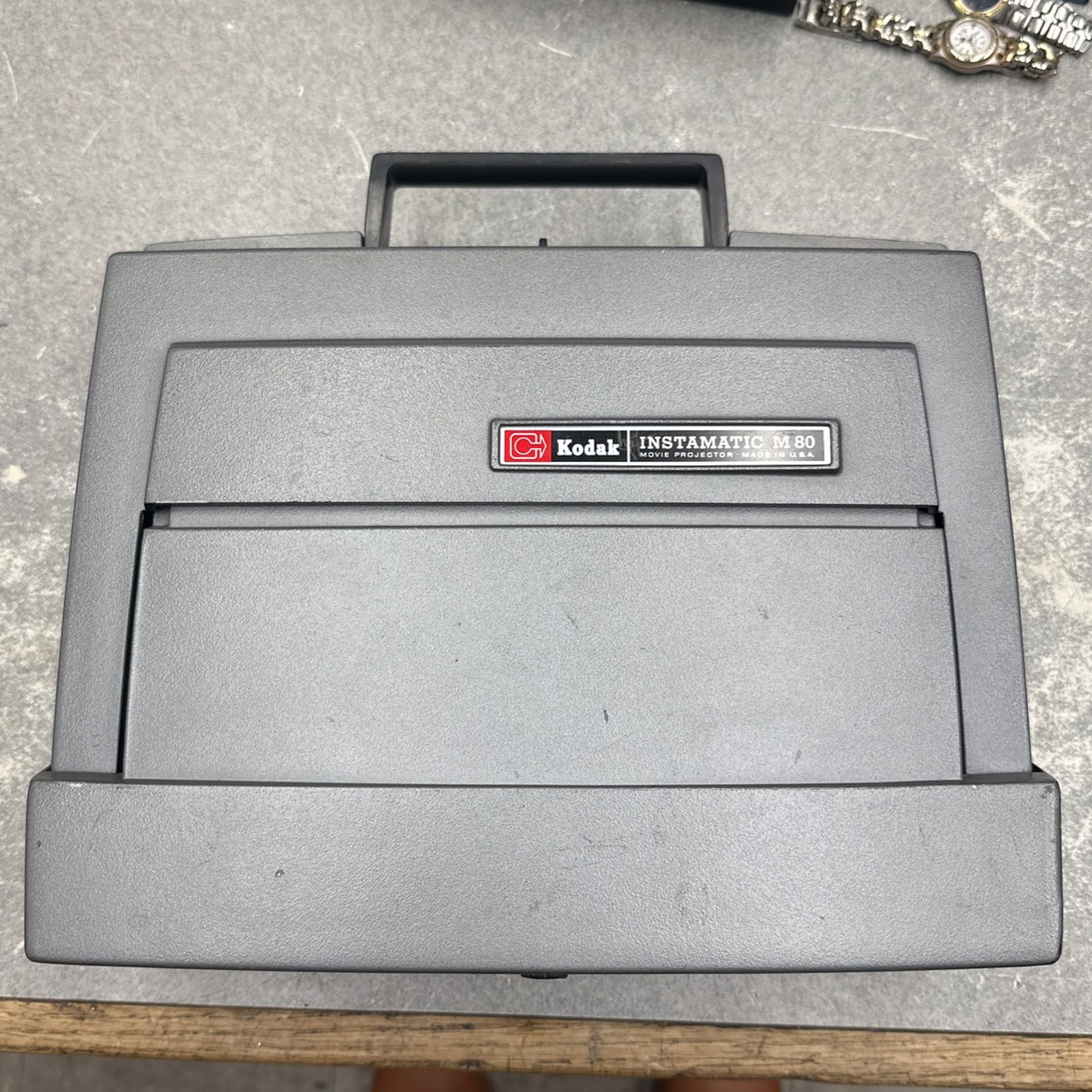 Vintage Kodak M80 M 80 Super 8 Instamatic Movie 8mm Film Projector antique 