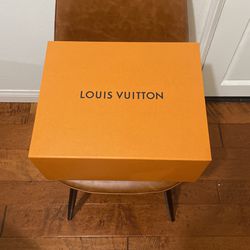 Louis Vuitton Box for Sale in Long Beach, CA - OfferUp