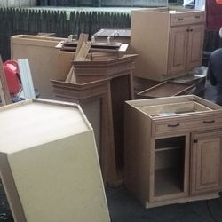 Cabinets 