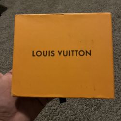 Louis Vuitton 