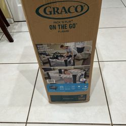 Graco Pack 'n Play On The Go Playard