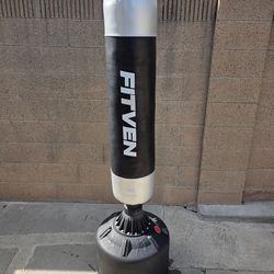 70'' Water or Sand filled Punching Bag with Boxing Gloves, Heavy Boxing Bag with Suction Cup Base, Stand Kickboxing Bag for Adult-Teens Family Home Gy