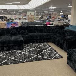 SECTIONALS/DINING TABLES 599.99
