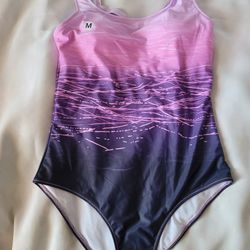 *NEW**CUTE Color block print one piece swimsuit! **Size M** w/reusable waterproof gift bag!*