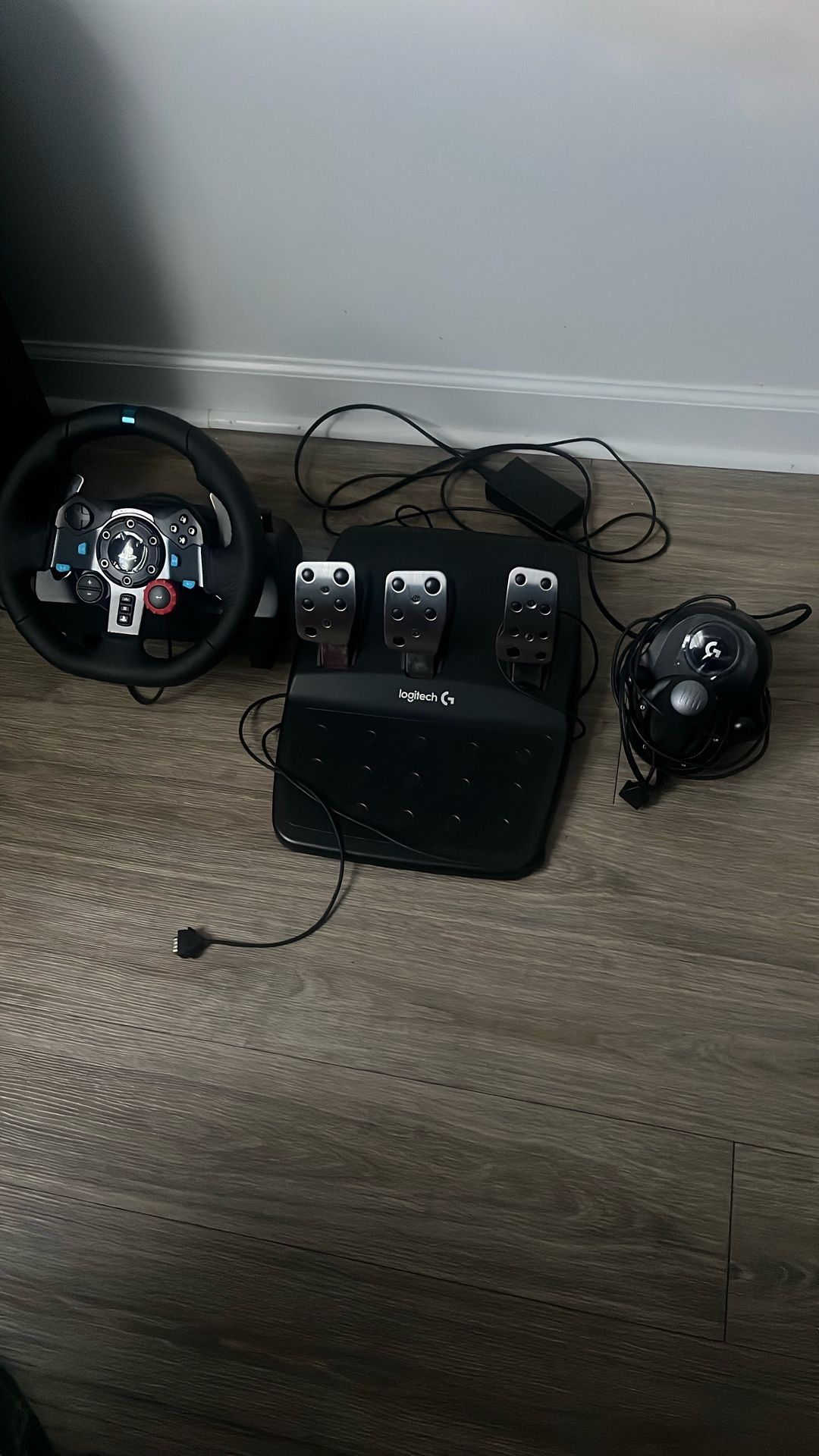 Logitech G923 with Shifter