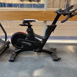 Life Fitness Bike - IC7 Commercial Indoor Cycle - Great Condition