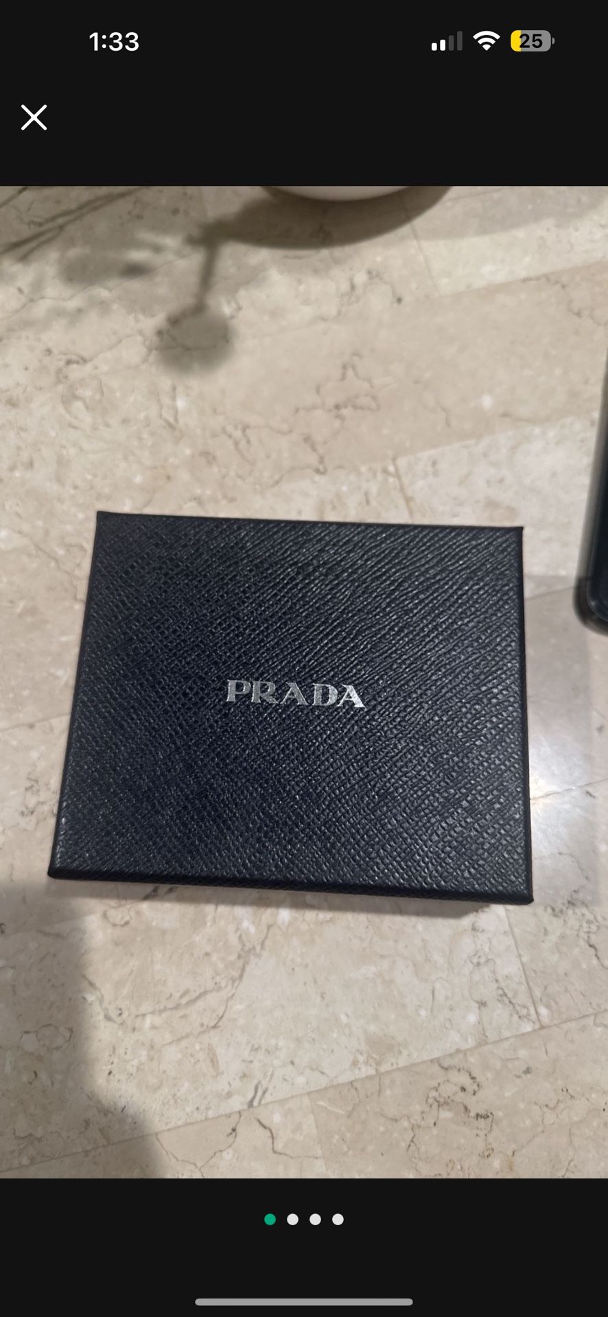 prada wallet 