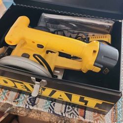 DeWalt Circular Saw