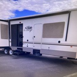 2017 COTTAGE 40CRS
