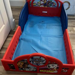Toddler Bed  With Mattress ( Camita Para Niño Con Colchon) 