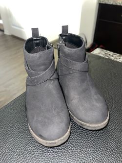 Black used boots for toddlers