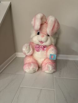 2ft New Bunnie, Plushie/Peluche