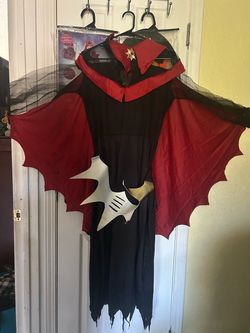 Woman Halloween costume $15