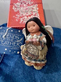 Enesco Friends of the Feather Angel with Birds Dreamcatcher Figurine