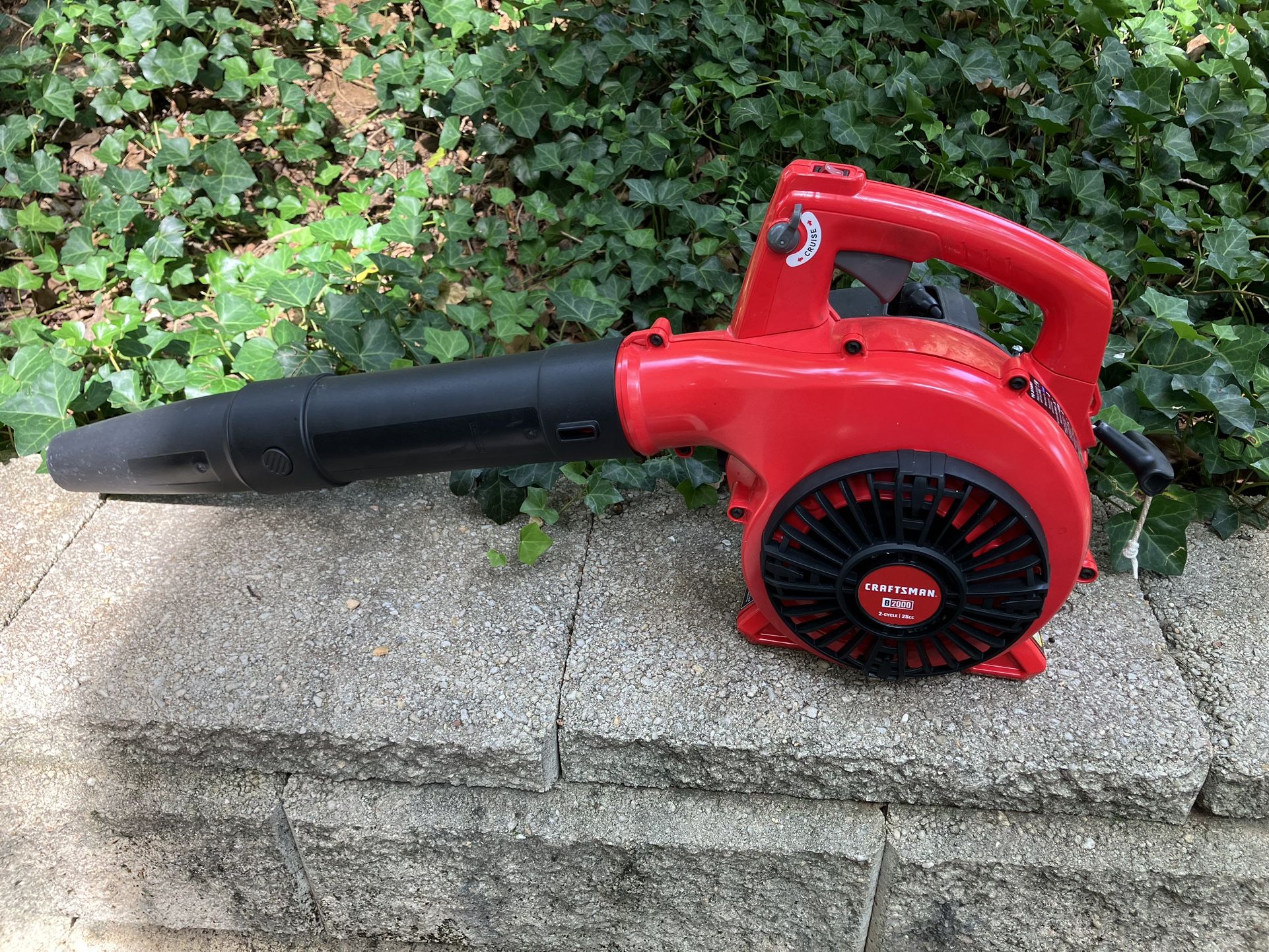 CRAFTSMAN B2000 Leaf Blower