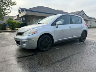 2011 Nissan versa 75,000 miles