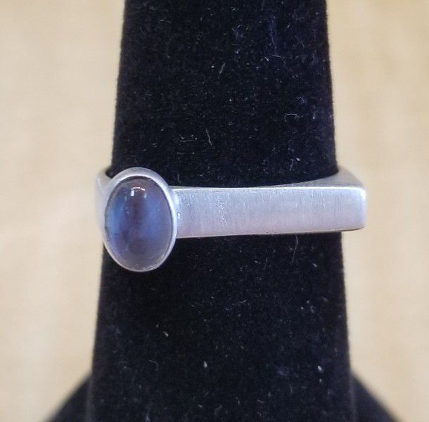 Ring Cute Brushed Sterling silver And Moonstone 