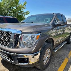 2018 Nissan Titan