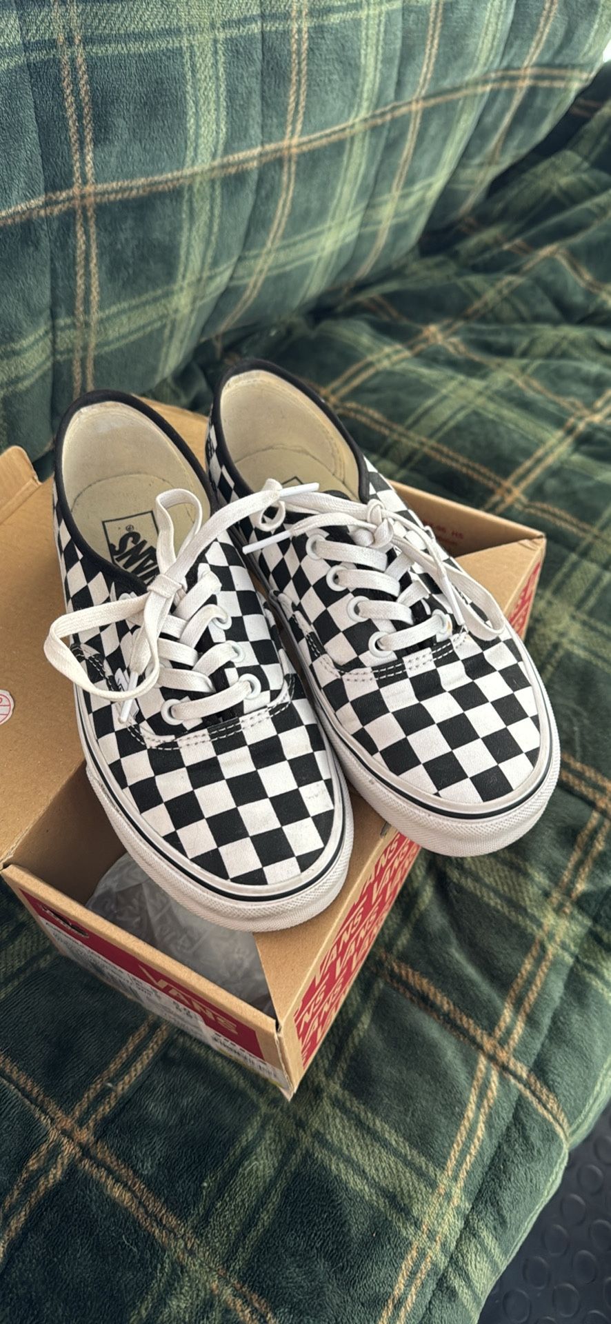 Kids/Womens Authentic Checkerboard Vans