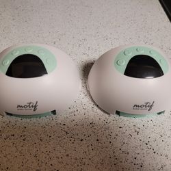 Motif Breast Pump