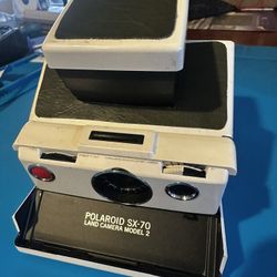 Polaroid SX-70 Land Camera Model 2