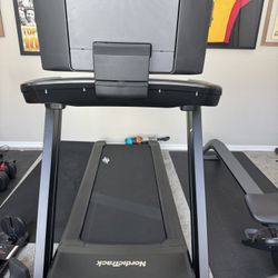 NORDICTRACK 2450 TREADMILL