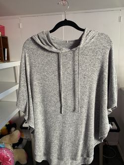 Aerie poncho, size medium