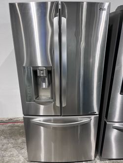 LG Stainless Steel French Door Refrigerator 33” wide