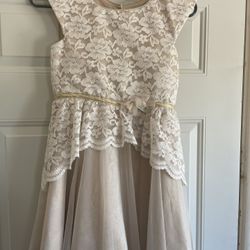 Beautiful Gold/beige Dress For Big Girls. Size 12 In A Good Condition,from A Pets Free  And Smoke Free House.$10  OBO