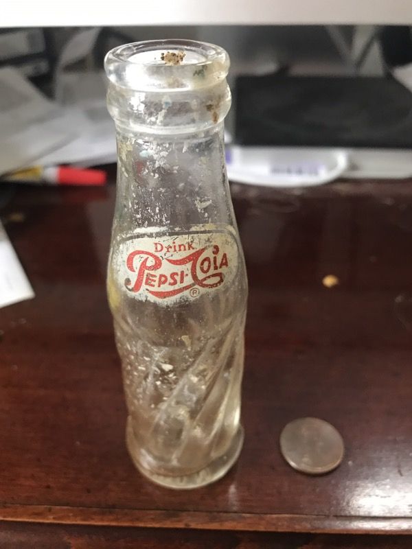 Rare vintage 3 inch glass Pepsi cola bottle