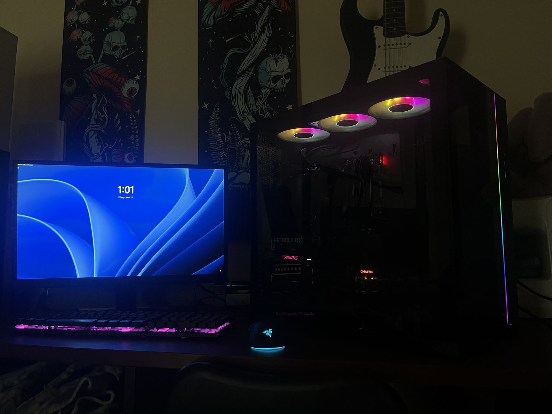 GAMING PC BUNDLE: pc, monitor, mouse & keyboard