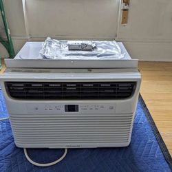 Frigidaire 6,000 BTU 115V Air Conditioner