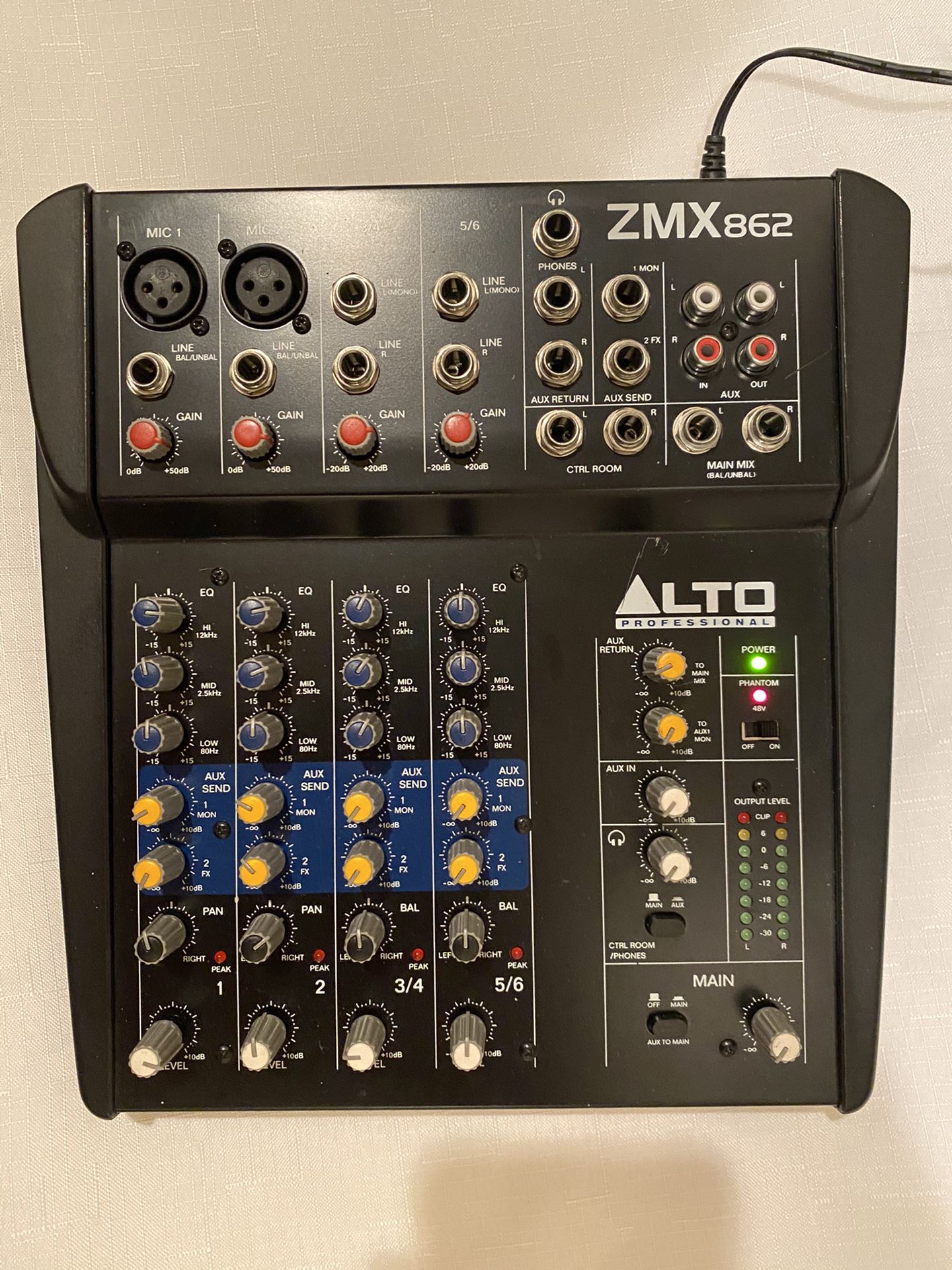 ALTO ZMX 862 Professional Mixer 6 Channel