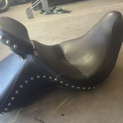 Harley Davidson Seat With Backrest 9DW-92/610067