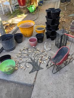 EVERYTHING FOR $10 PICK UP IN SUN VALLEY