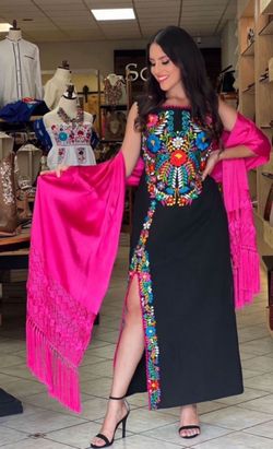 Beautiful Mexican Dress - Hermosos Vestidos MexicanosāØPrices Vary - Precios VarianāØ