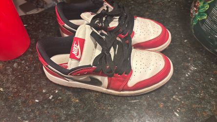 Kids size 3Y Nike air Jordan’s