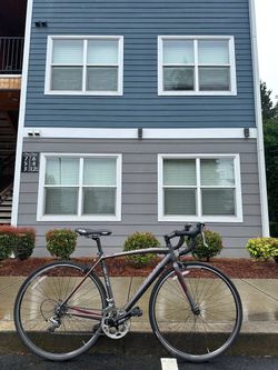 Specialized Allez Elite Road Bike – 49cm, Carbon Fork, Tiagra 20-Speed