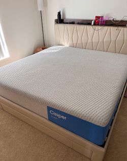 🛏️ KING Casper Hybrid Memory Foam Mattress - Like New 