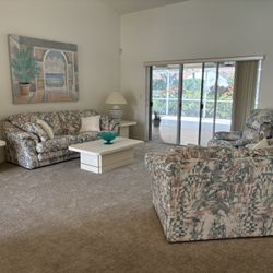 Posh Living Room Set. Couch, Loveseat, Recliner Chair, Coffee & Accent End Tables, Lamps. Art. Etc. Mint Condition! Never Used. All Inclusive. 