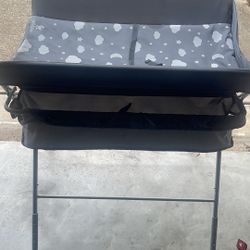 Diaper Changing Table 
