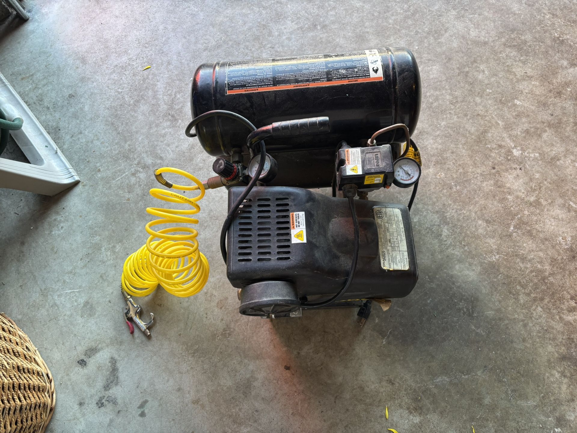 Air Compressor 