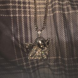 mossanite pendant with chain