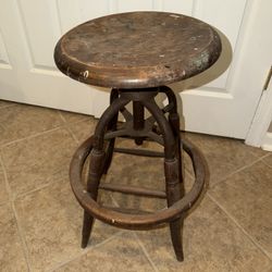 Vintage Industrial Wood Swivel Stool – Adjustable