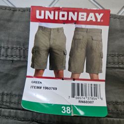 Unionbay Men's Green Cargo Shorts Size 38