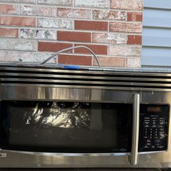 LG Stainless Steel over the range Microwave 