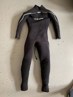 Women’s 7mm suit and hood