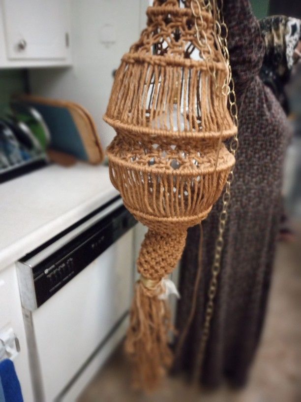 Hanging Macrame Lamp- Large