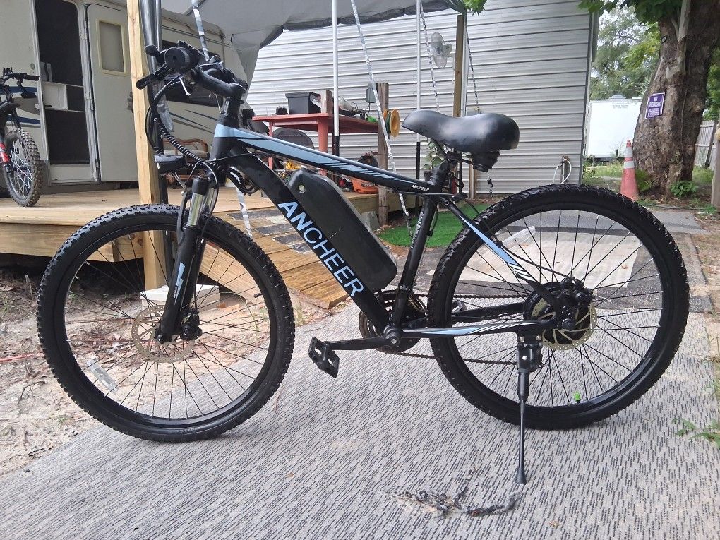 ANCHEER GLADIATOR E-BIKE